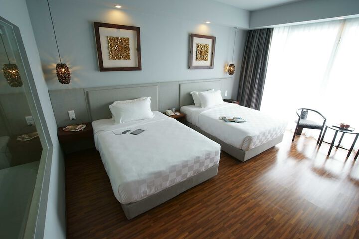Room 19 of 131