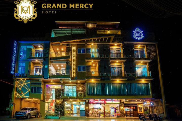 Image of Grand Mercy Hotel