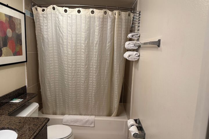 Room 15 of 23