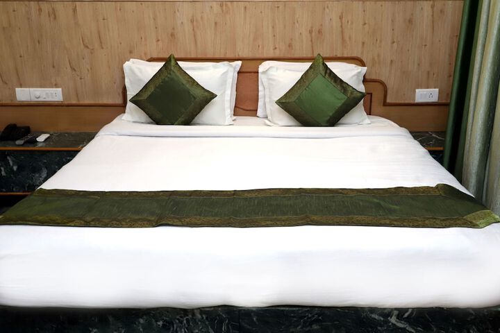 Room 20 of 40