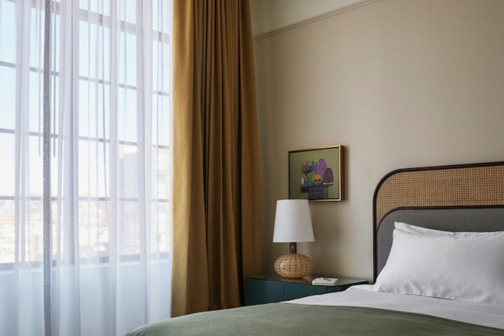 Room 36 of 190