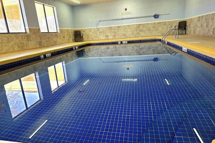 Pools & Facilities