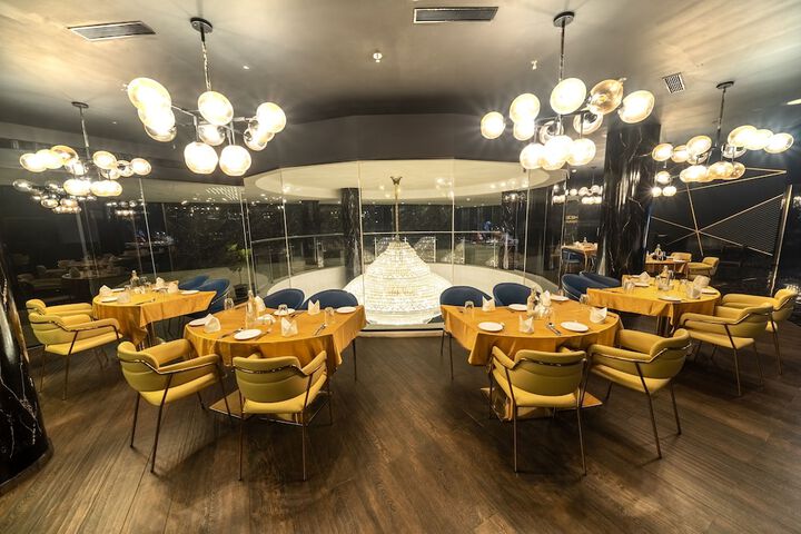 Dining 43 of 67