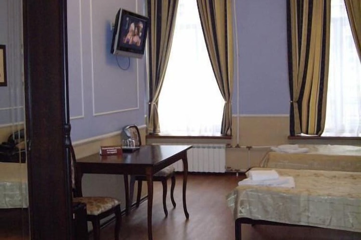 Room 23 of 61