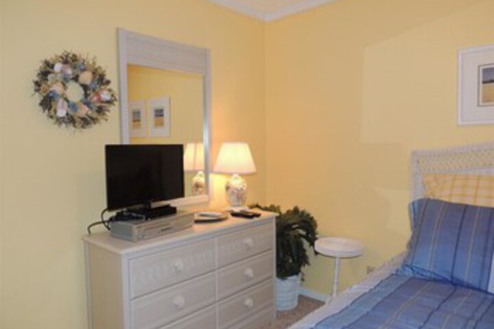 Room 26 of 28