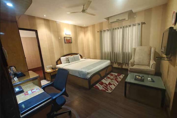 Room 27 of 126