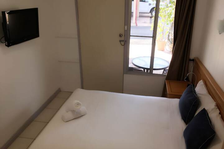 Room 13 of 63