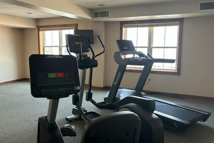 Hotel Gym Photos