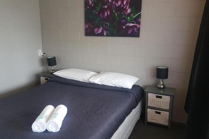 Railway Hotel / Motel Hokitika