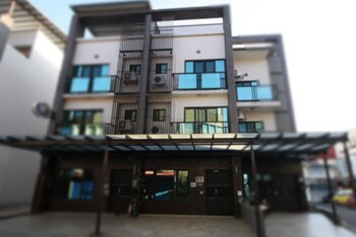 JING YE SHI HOMESTAY