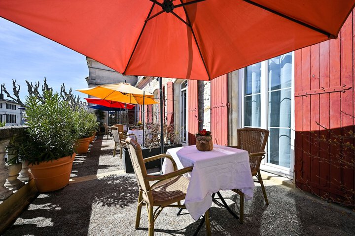 Terrace/Patio 77 of 79