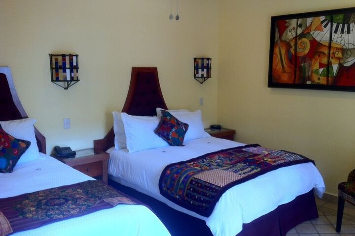 Room 5 of 17