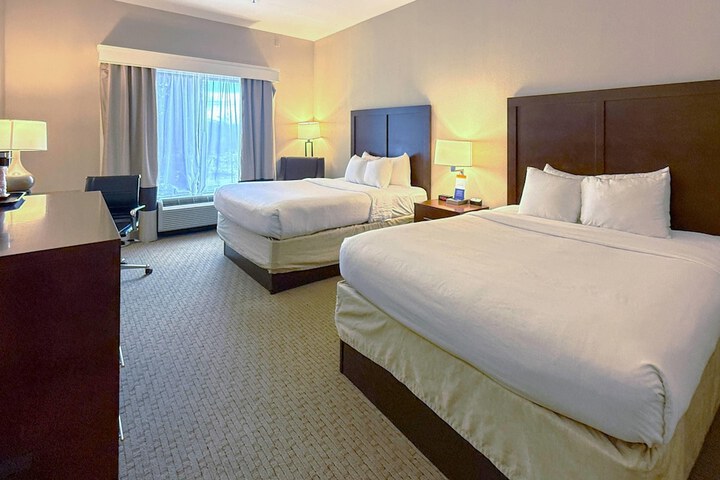 Room 45 of 105