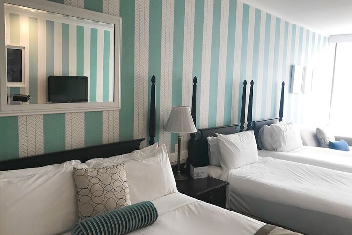Room 16 of 62