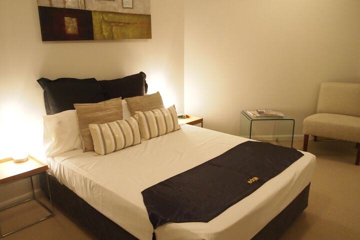 Room 9 of 91