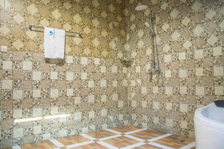 Room 36 of 48