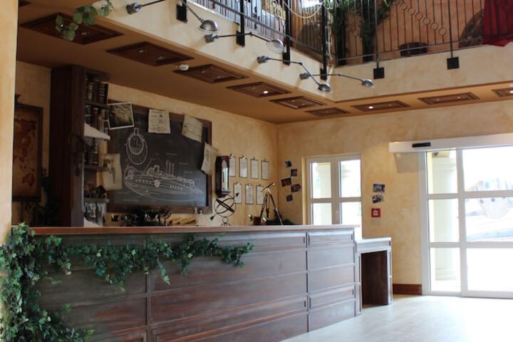 Hotel Interior 3 of 40