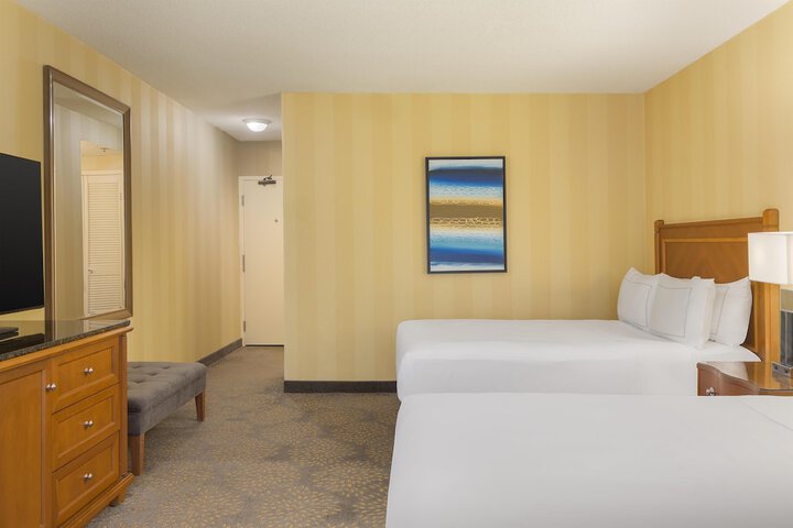 Room 27 of 78