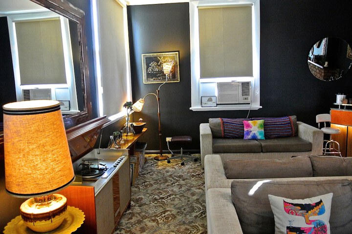 Room 40 of 69
