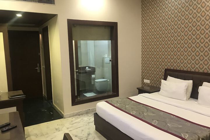 Room 71 of 288