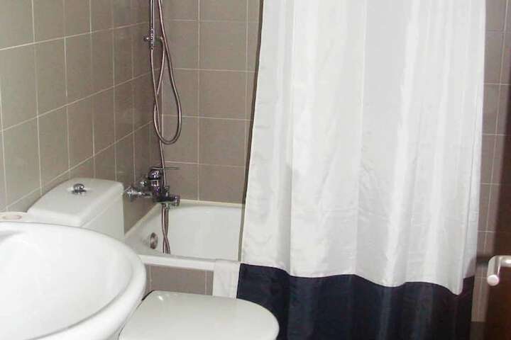 Room 32 of 56