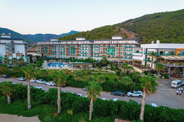 Hotel 67 of 67