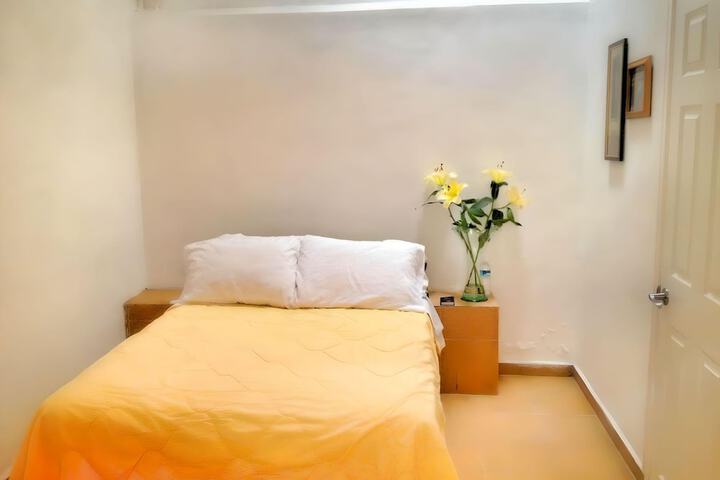 Room 2 of 11