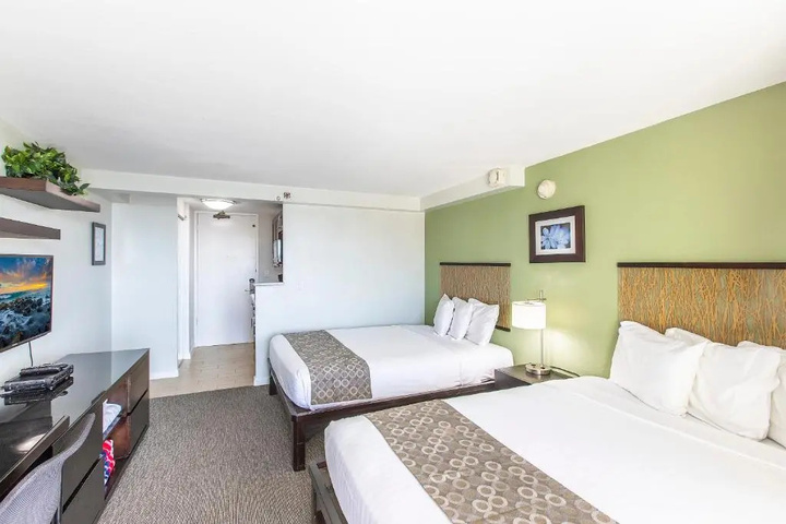 Room 3 of 12