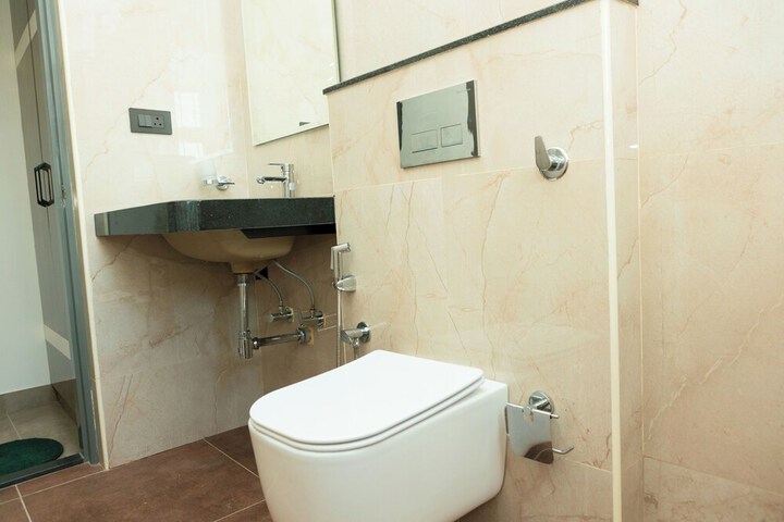 Room 14 of 19