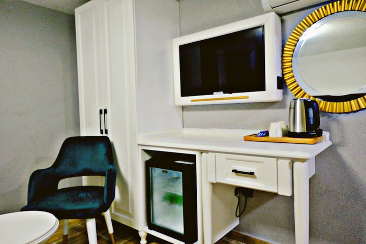 Room 31 of 42