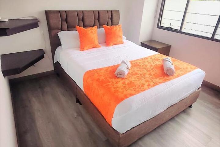 Hotel Kristal Ferial
