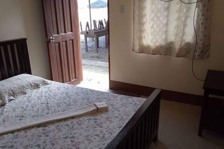Room 12 of 17