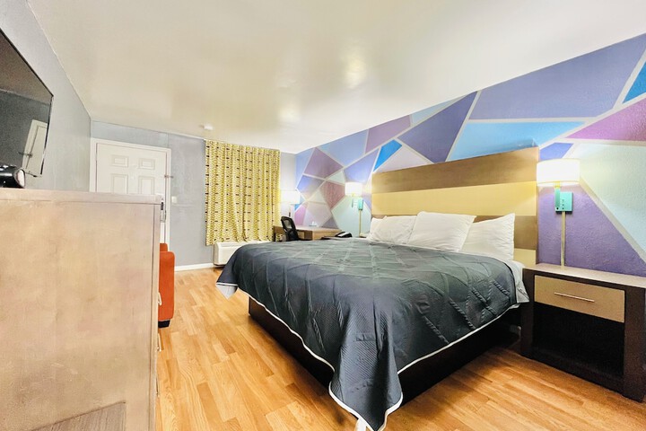 Room 21 of 47