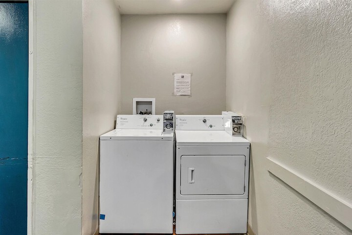 Room 90 of 101