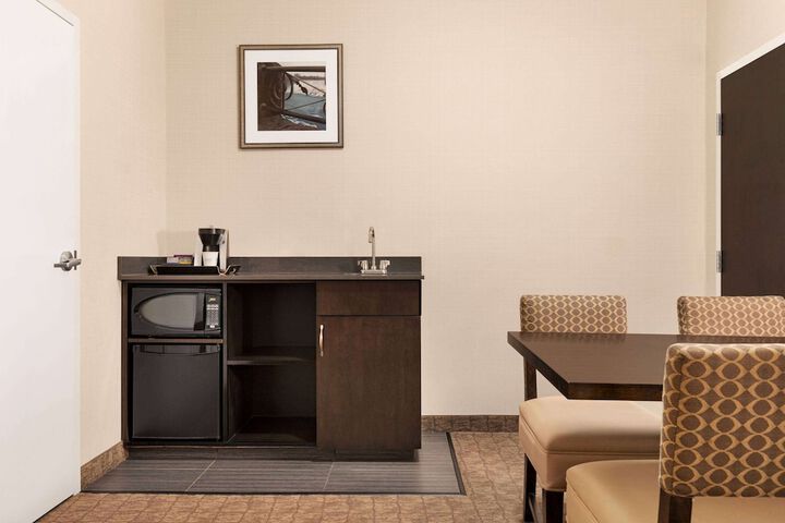 Room 16 of 61