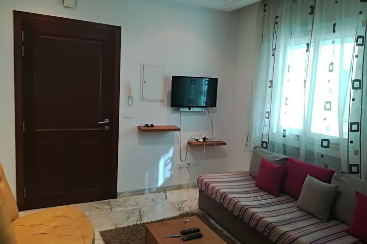 Room 10 of 16