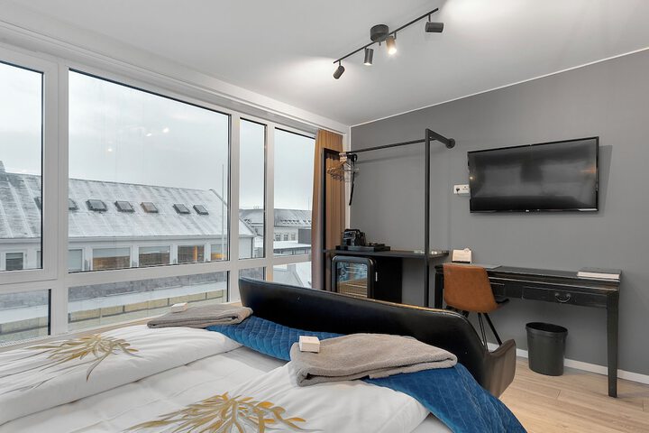 Room 12 of 219