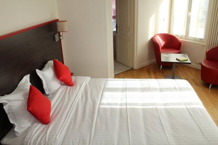 Room 21 of 61