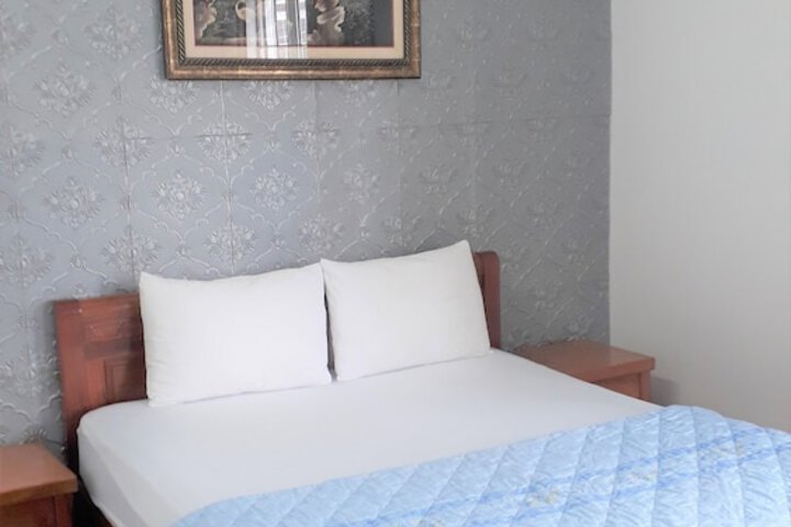 Room 19 of 37