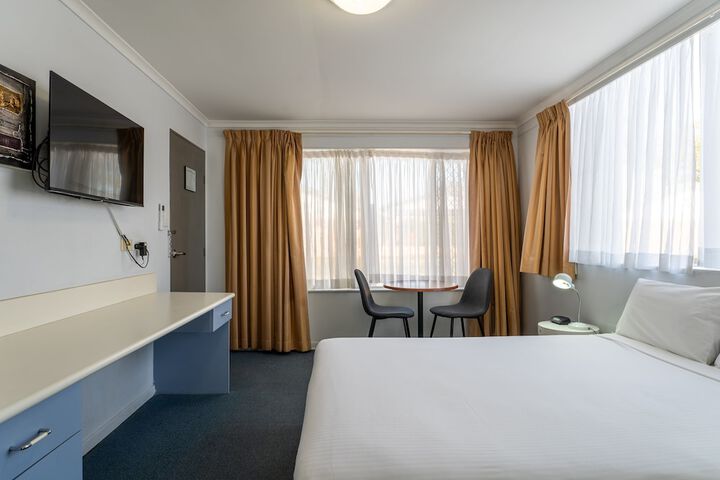 Room 21 of 66