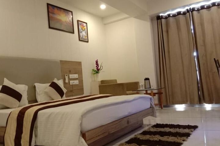 Room 43 of 66