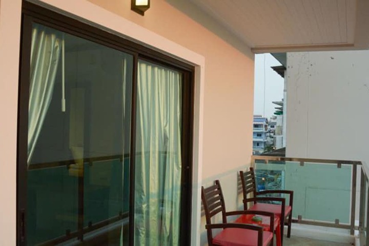 Terrace/Patio 16 of 38