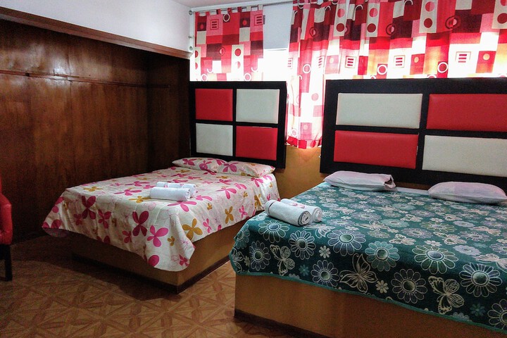 Room 4 of 43