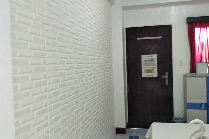 Room 7 of 57