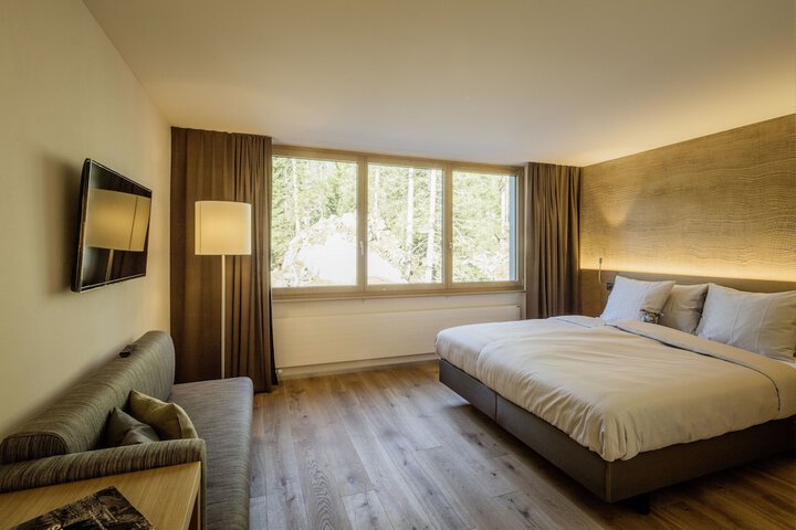 Room 7 of 36