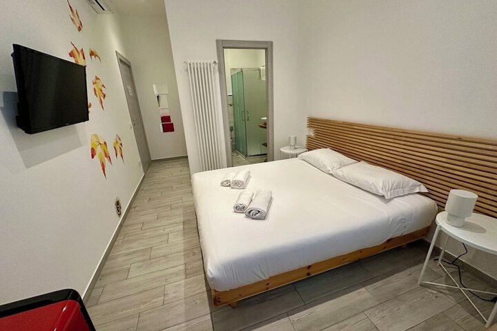 Room 13 of 22