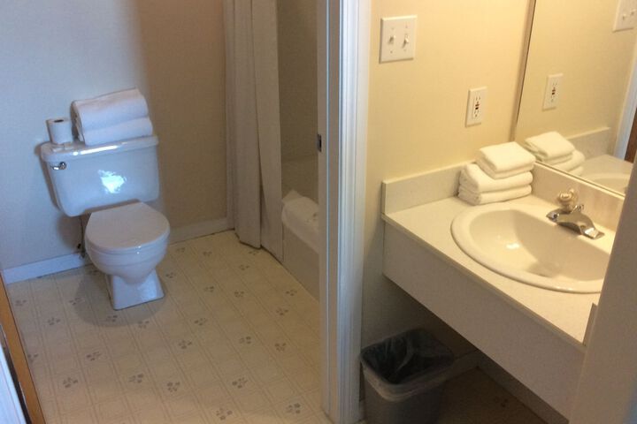 Room 16 of 20