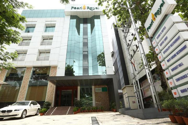 PEARL ROYAL INTERNATIONAL HOTELS & RESORTS PVT LTD