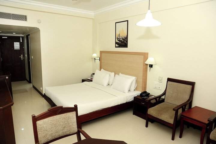 Room 14 of 25