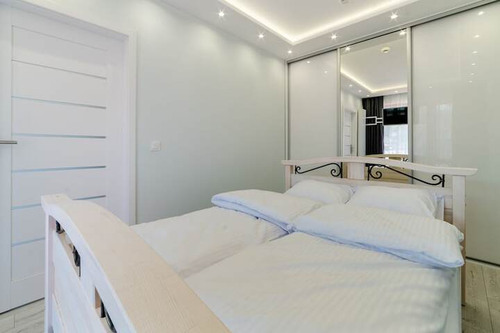 Room 128 of 375